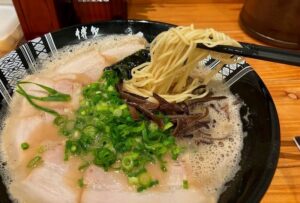 ทงคตสึราเมง Tonkotsu Ramen
