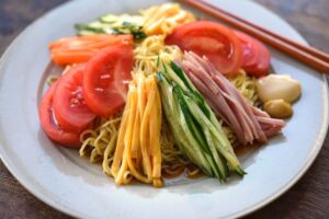 ฮิยาชิ ชูกะ Hiyashi Chuka บะหมี่ไข่แบบจีน