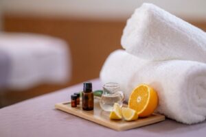 【Izu Retreat Atagawa Suiko】สปาทรีตเมนต์ที่ให้คุณห่มกลิ่นคุโรโมจิและส้มของคาบสมุทรอิซุ เริ่มให้บริการ 1 สิงหาคม