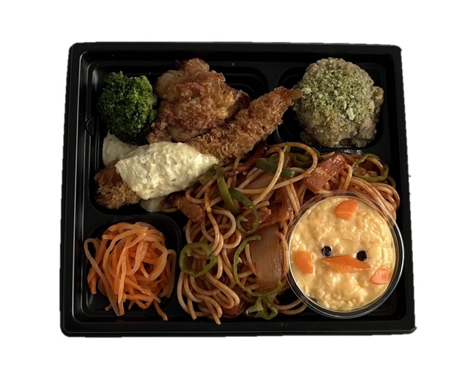 ＜Bebe no Osouzai (べべのおそうざい)＞ ข้าวกล่องปิโยรินนาโปลิตัน 1,080 เยน ※จำหน่ายเฉพาะที่ JR Nagoya Takashimaya ※วางจำหน่ายใหม่