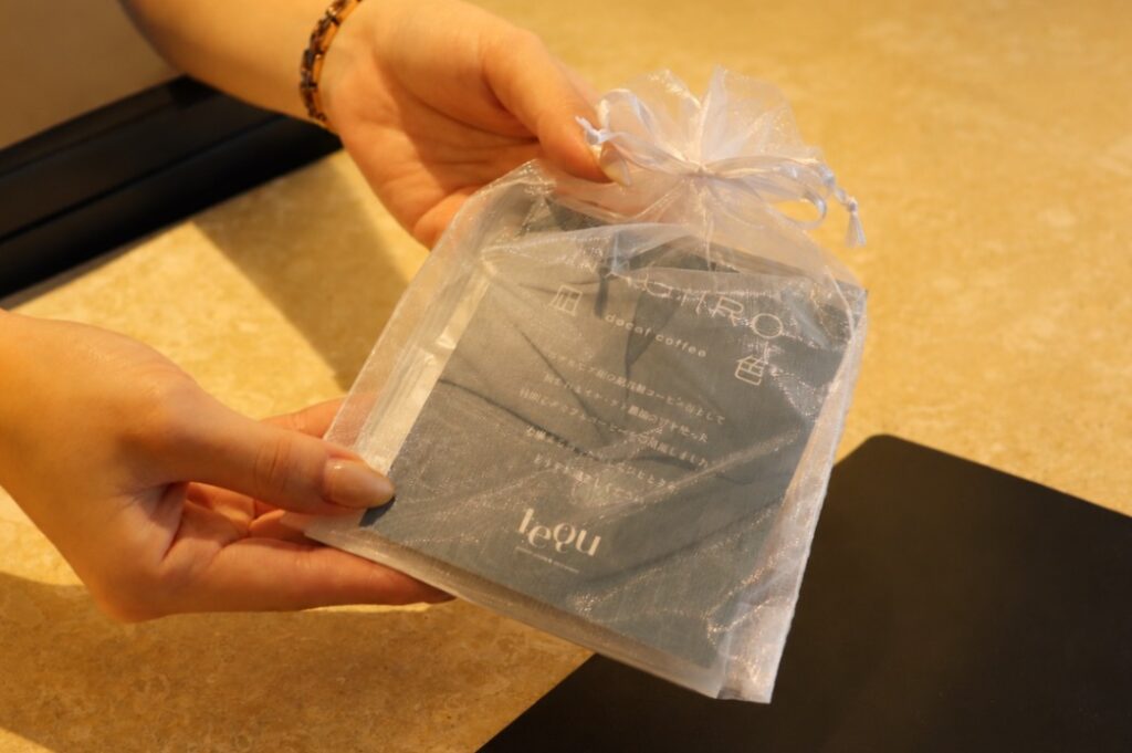 ดริปแบ็กของแบรนด์กาแฟดีแคฟ NAGIIRO -凪色-